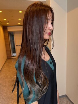 ジル ヘアデザイン ナンバ(JILL Hair Design NAMBA) グレージュ/透明感カラー/顔まわりカット/シアーカラー