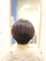 ヘアー グリーン(hair green)&nbsp;艶感たっぷり！大人の丸み美シルエットショート