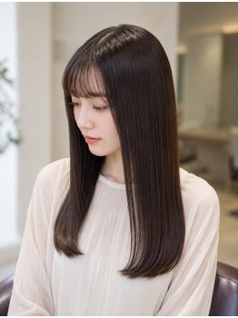 ヘアアンドメイク アース 入間店(HAIR&MAKE EARTH)の写真/カラーや縮毛矯正をもっとキレイに。髪質に合わせたオーダーメイドケアで、思わず触れたくなるツヤ髪へ。