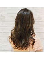 ラヴィアン(La vien)&nbsp;ハイライトたっぷりグラデーションカラー