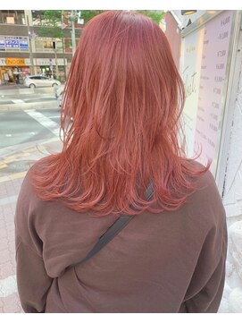 フロート 小阪店(float) ピンクカラー_マロンベージュ Aラインボブ かきあげ