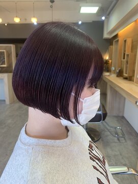 キュオンシア(CUEON. ciea) ミニボブ×カシスピンク