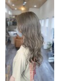 フェイスレイヤー◎ブリーチあり透明感あるグレージュ
