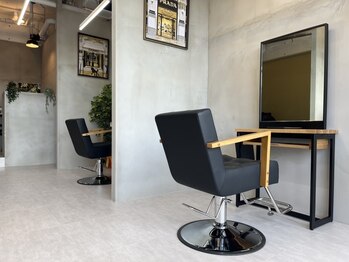 アンカー(anchor)の写真/完全マンツーマンの施術が魅力☆お悩みやご要望に寄り添った丁寧なカウンセリングで理想のスタイルに！