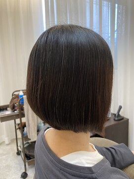 イルマーレ(IL MARE) ナチュラルストレートボブ