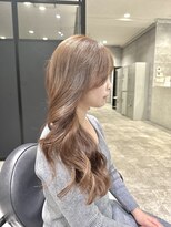 アンダーバーホワイト(_WHITE)&nbsp;品のあるレイヤーカット　艶カラー　大人かわいいhair