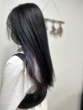 ジウ 上通り(JIU) 20代30代小顔ゆるふわロンググレージュインナーカラーパープル