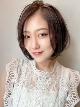 スリー(Th:ree) 大人可愛い20代30代40代丸みとくびれショートボブ◎