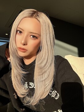 サニー 渋谷(SUNNY) レイヤーカット、ハイトーン、ミルクティーベージュ