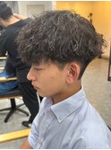 波巻きパーマメンズパーマメンズヘアツーブロックツイストパーマ