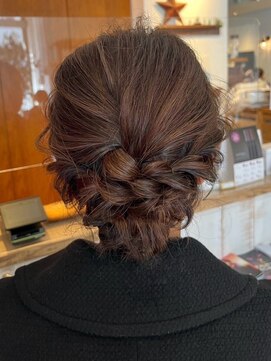 ミスト(mist) 〔mist：Yoko〕ねじりんぱ/まとめ髪/くるりんぱ/ヘアセット #308