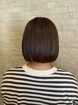 ヘアーズ カペリート(hair's Capelito) 切りっぱなしボブ  × アンブレラカラー