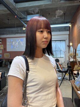 チャプター 問屋町(chapter) ケアブリーチワインレッドルーツカラー切りっぱなし外ハネボブ