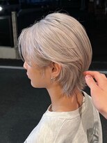 ネハス 名古屋栄店(nehus.) MEN’S HAIR/サーフカール/刈り上げセンターパート/ブリーチ