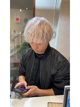 シグマラテ(SIGMA LATTE) 垢抜けメンズホワイト