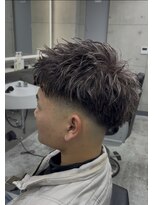 クロム トウキョウ ザ バーバーアルト 神保町店(CHROM TOKYO the Barber ALT)&nbsp;スキンフェードメッシュ