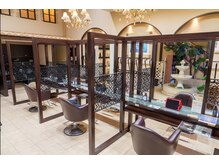 ロイヤルエムシー(MC)