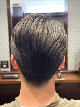 ザバーバー 渋谷(THE BARBER) ツーブロック 刈り上げショート