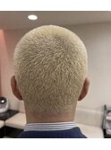 金髪オシャレ坊主！