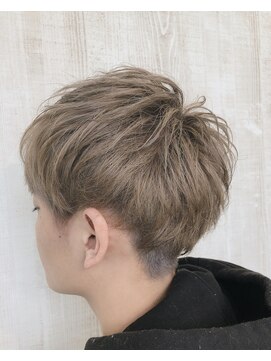 エイトジュール(8JOURS) ホワイトアッシュ×マッシュショート