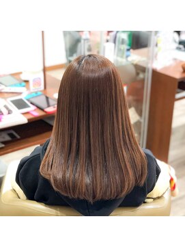 コジック ヘアアンドアイ(Cogic hair & eye) 艶髪ブラウンナチュラルベージュプラチナストレート