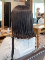 ネイヴィル オモテサンドウ(navile omotesando) *暗いのに透けるグレージュカラー*