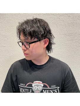 イツモノトコロ(kami to zakka) 【イツモノトコロ】マッシュウルフ×ツイストスパイラルパーマ♪