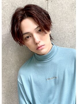 ピチカート(pizzicato) センターパート、ウルフカット、ツイストスパイラルパーマ