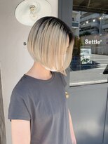 セトル(Settle) ホワイトベージュ【ボブ】