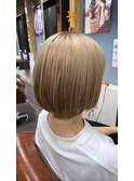 ハイトーンミルクティーボブ
