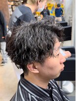 カーニー 上野(kearny)&nbsp;ツイストスパイラルパーマ縦落ちパーマメンズ波巻きパーマ