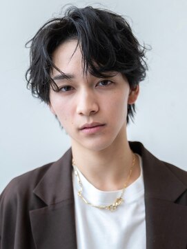 ユウ 渋谷(U) アッシュブラック/マッシュパーマ/刈り上げ/ツーブロック