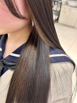 スリーヘアーデザインズ(Three Hair Designs) a