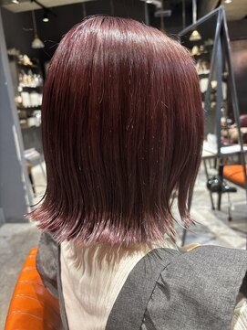エミュー(emue) ブリーチあり春カラーピンクボブ切りっぱなしボブ