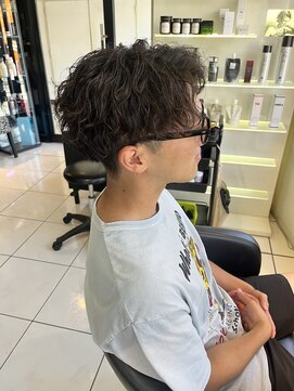 アイズ 海老名(AIZU) ツイストスパイラルパーマ メンズパーマ スパイラルパーマ