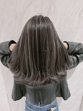 リー 枚方(Lee) 店長今里☆ホワイトハイライト☆