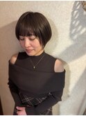 頭ちっちゃくみえるショート