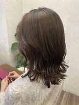 ベレッタ ネヤガワ(veretta. neyagawa)&nbsp;華やかミディ♪レイヤーカット/顔周りレイヤー/抜け感/ツヤ髪