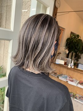 テオト(teoto.) コントラストハイライト