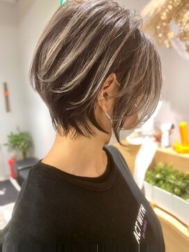 アヴァンス 京橋店(AVANCE) 【3D技術】くびれハンサムショート×ハイライトスタイル