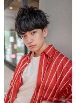 ケアリー 成増(Carelly)&nbsp;ツイストパーマ七三オールバックマッシュウルフスリークショート