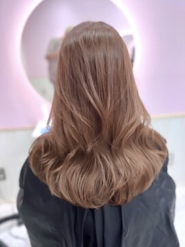 アディション 新宿(ADITION) 後ろ姿の盛れるレイヤーカット