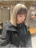 フェイスフレーミング前髪インナーカラーミルクティーベージュ