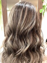 ジニアル(XeniaL)