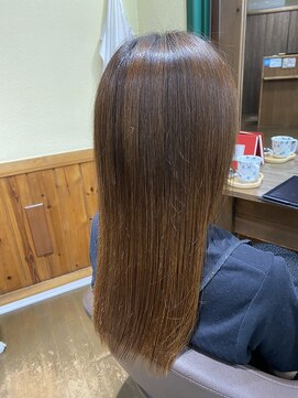 エルパライソ 鯖江店(Elparaiso) 鯖江/髪質改善/艶髪ロング/白髪ぼかし/ダメージレス/