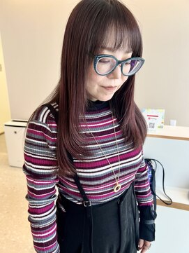 ピンク系艶カラー毛先レイヤー