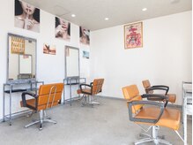 エイティエイト(88)の雰囲気(モルタル.ウッドの都会的かつモダンでスタイリッシュな空間です!)