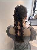 ツイン編みおろし/参列/結婚式/お呼ばれヘア