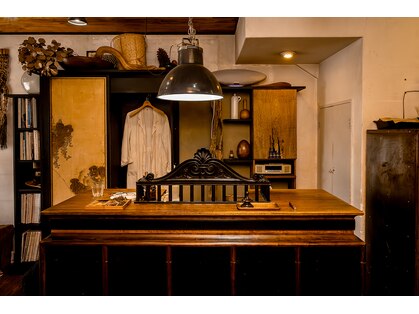 ヘアー ブルー(Hair Blue)の写真