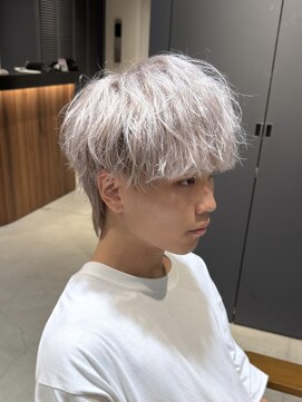 ボンドストーリールミエール(Bond Story lumiere) 名古屋/ホワイトベージュ/刈り上げなしマッシュ